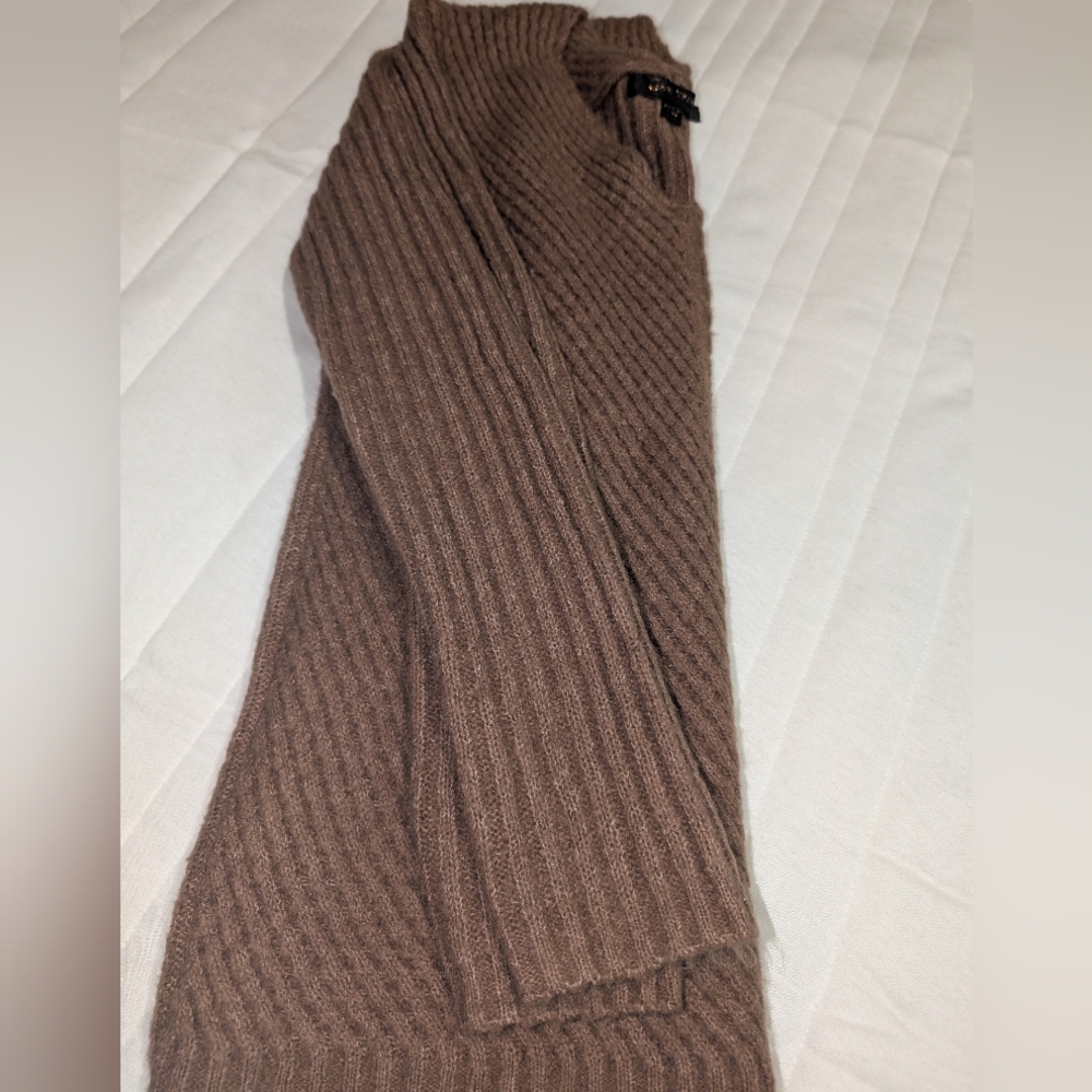 Love Tree Brown V-Neck Ribbed Sweater - Picture 5 of 6